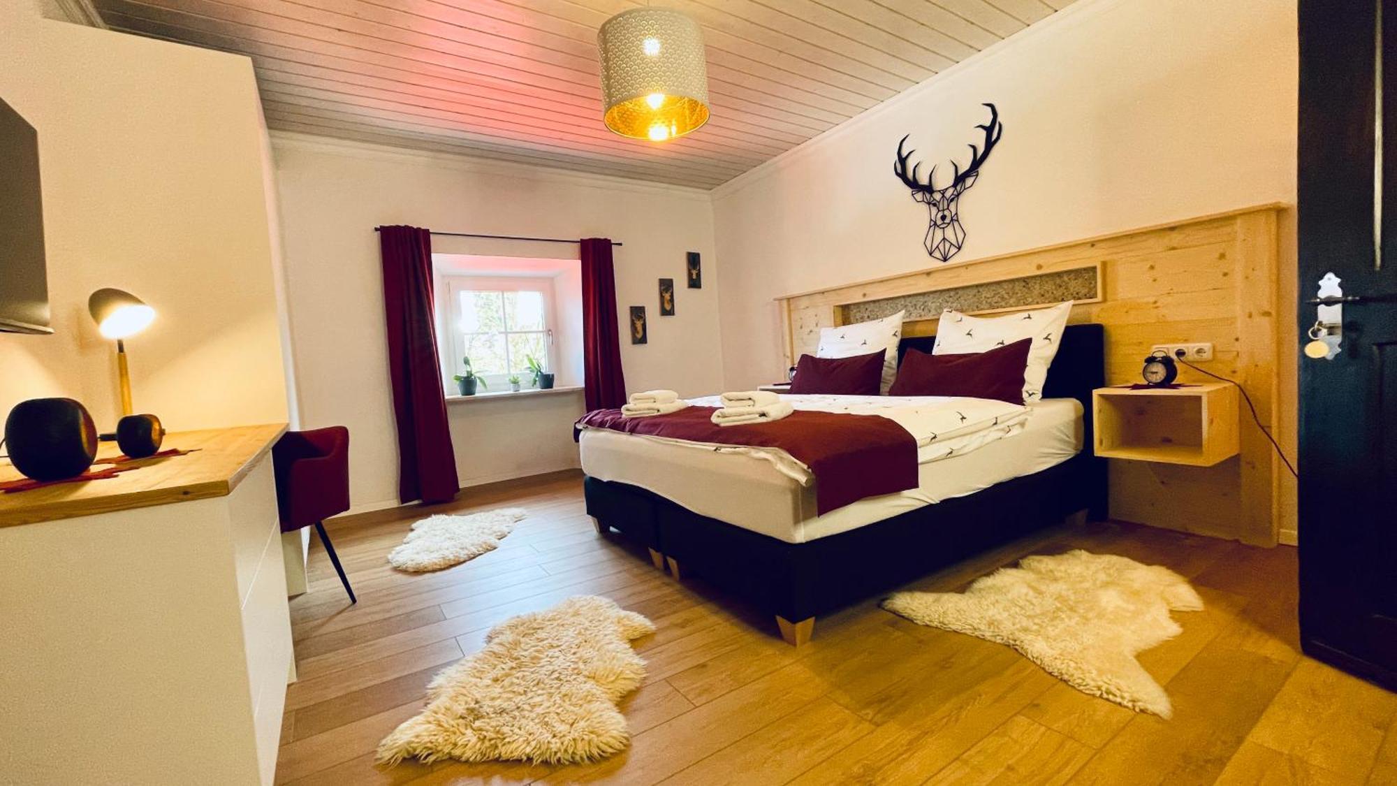 Gasthaus Zur Post Breitbrunn am Chiemsee Bagian luar foto